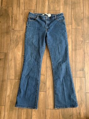 GAP Women's Medium Blue Flare Stretch Jeans